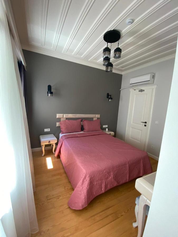 White Island Boutique Otel Адалар Экстерьер фото